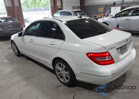 2013 Mercedes-Benz C 300 Luxury 4Matic/Sport 4Matic from USA, damaged, VIN WDDGF8AB3DA859410